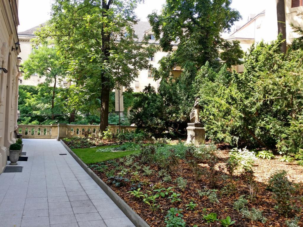 Hotel Svaty Jan Praga Exterior foto